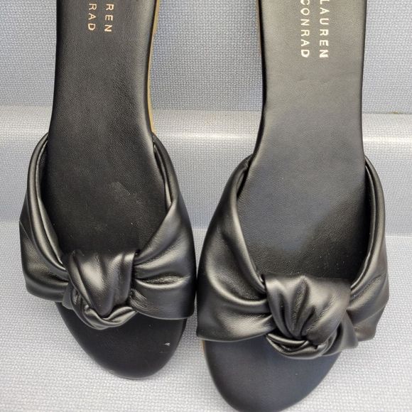 Lauren Conrad Shoes - Black Lauren Conrad Summer Sandals - 9